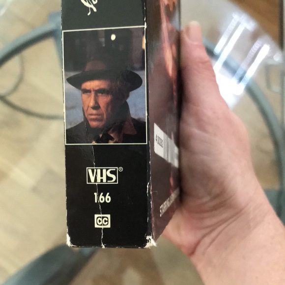 “Something wicked this way comes” vhs tape movie - Picture 10 of 16